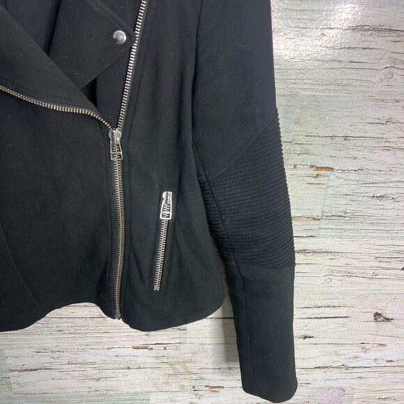 Aritzia wilfred black moto jacket size 2 - Picture 3 of 9